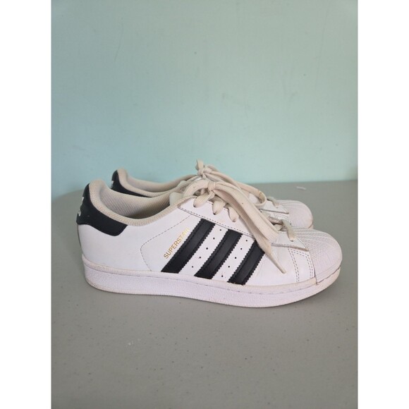 adidas Shoes - Adidas Originals white Superstar C77154 Sneaker Size 5 Women's shoes